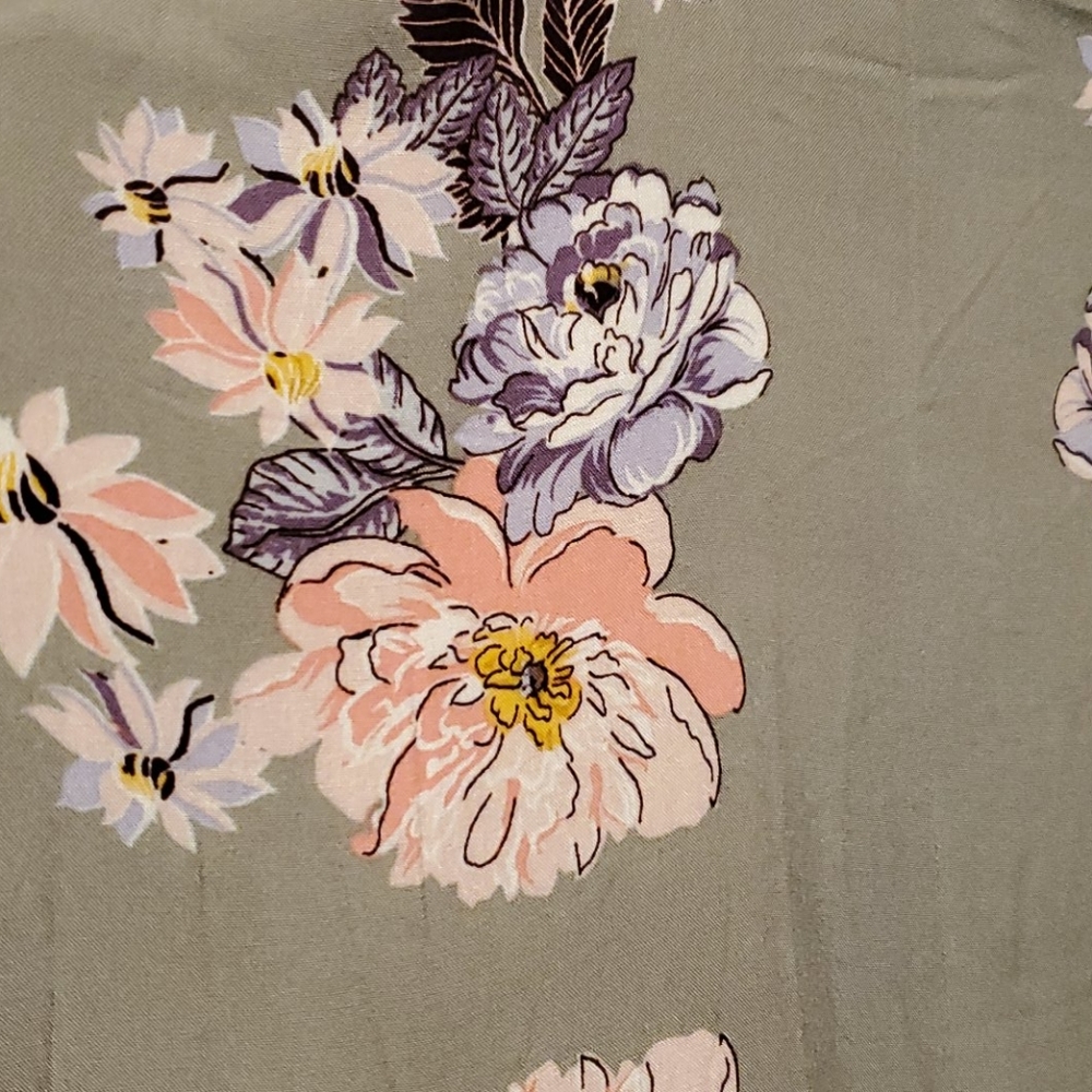 Spring Floral Kimono - Picture 4 of 4